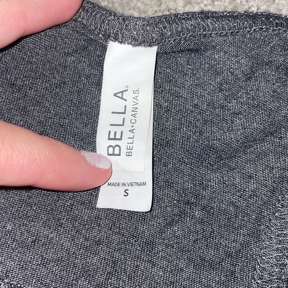 Grey tank top - Picture 3 of 3